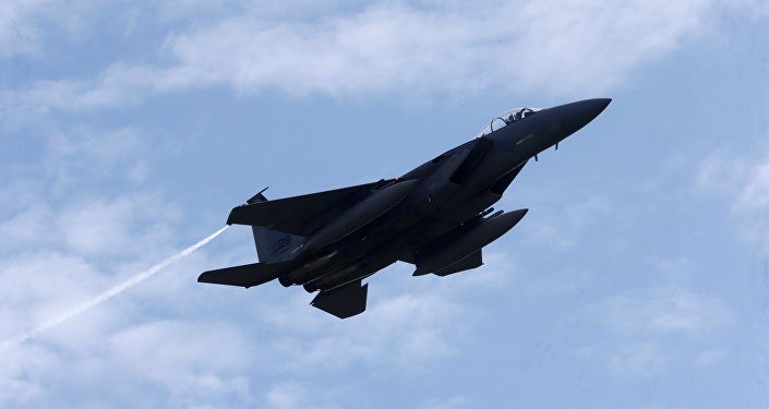 Истребитель F-15 Eagle на военной авиабазе в Лиелварде. Архивное фото