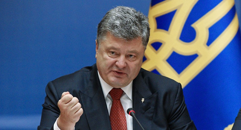 Mediji: Porošenko neatbalsta diplomātisko attiecību pārtraukšanu ar Krieviju