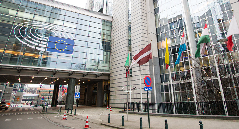 Европарламент одобрил введение санкций в отношении Польши Европарламент одобрил введение санкций в отношении Польши