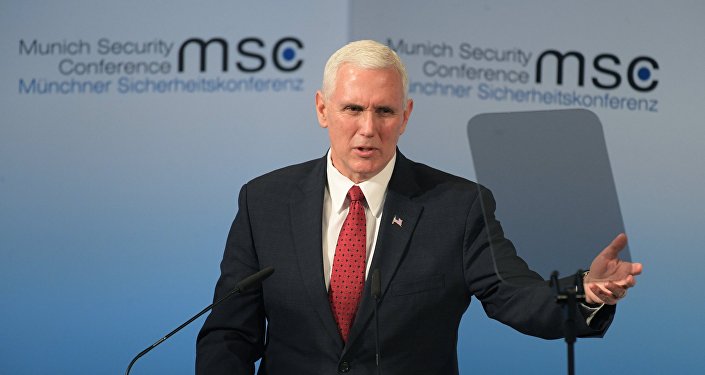 Вице-президент США Майк Пенс на 53-й Мюнхенской конференции по безопасности Вице-президент США Майк Пенс на 53-й Мюнхенской конференции по безопасности