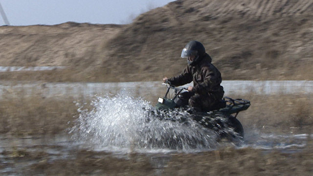 Мотоциклы грязи не боятся: испытания нового мотовездехода