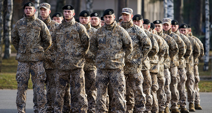 Latvijas armijas karavīri ierindā Latvijas armijas karavīri ierindā