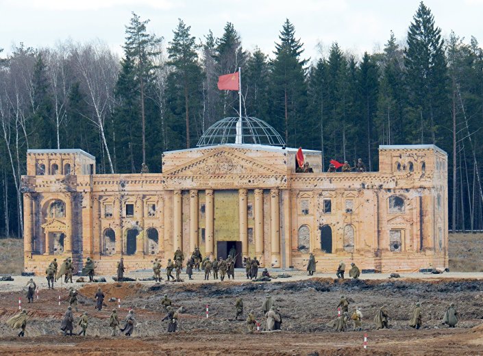 Военно-историческая реконструкция Штурм Берлина Военно-историческая реконструкция Штурм Берлина
