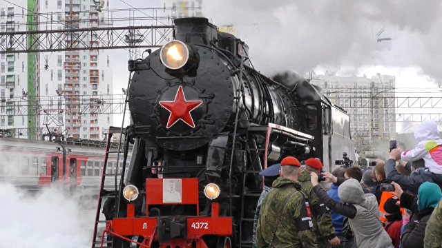 Армия победы-2017: два специальных поезда прибыли в Екатеринбург
