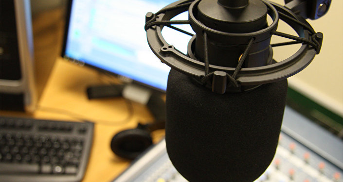 Radiostācijā. Foto no arhīva. Radiostācijā. Foto no arhīva.