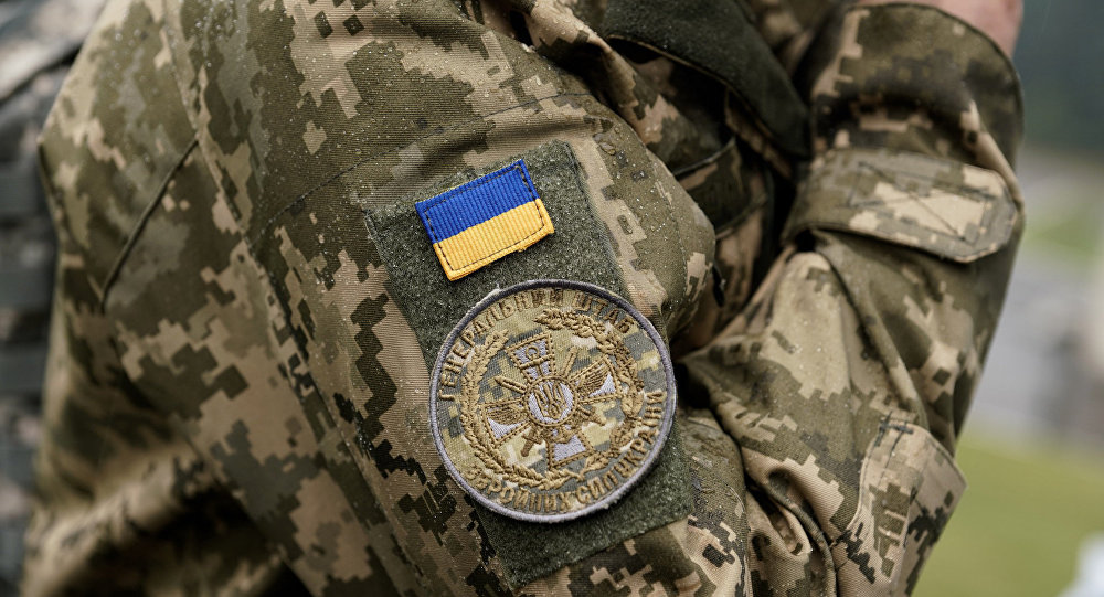 Topošie kara lidotāji Ukrainā baroti ar tārpiem un tarakāniem
