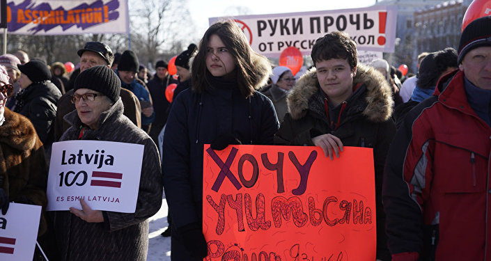 Митинг в защиту образования на русском языке в Латвии. Рига, 24 февраля 2018 г.